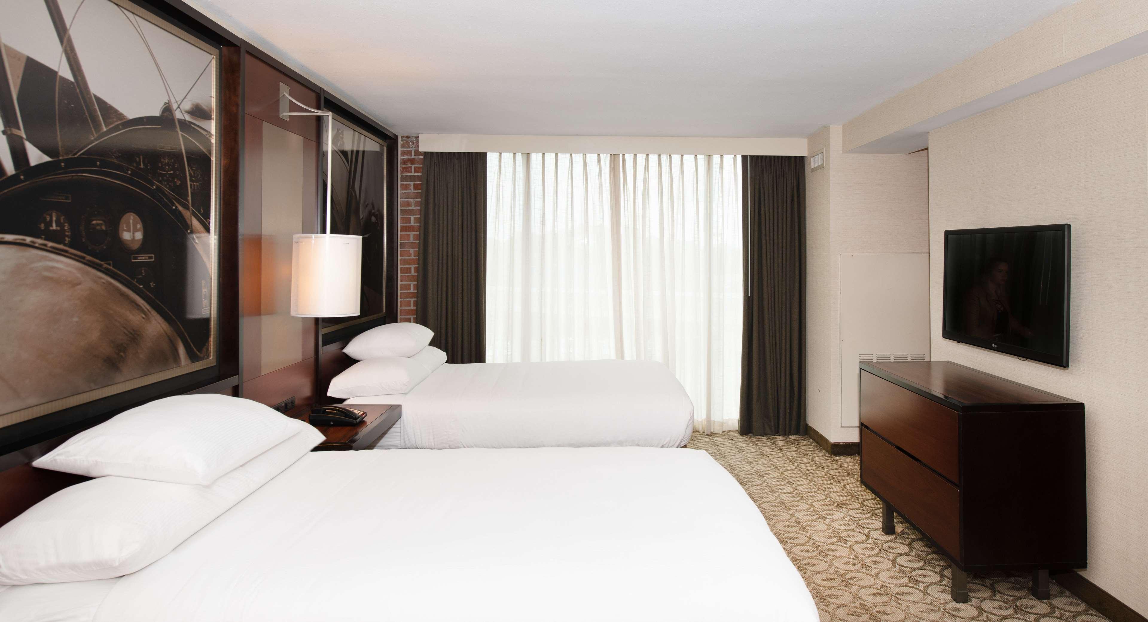 Doubletree Hotel & Suites Charleston Airport North Charleston Exteriör bild