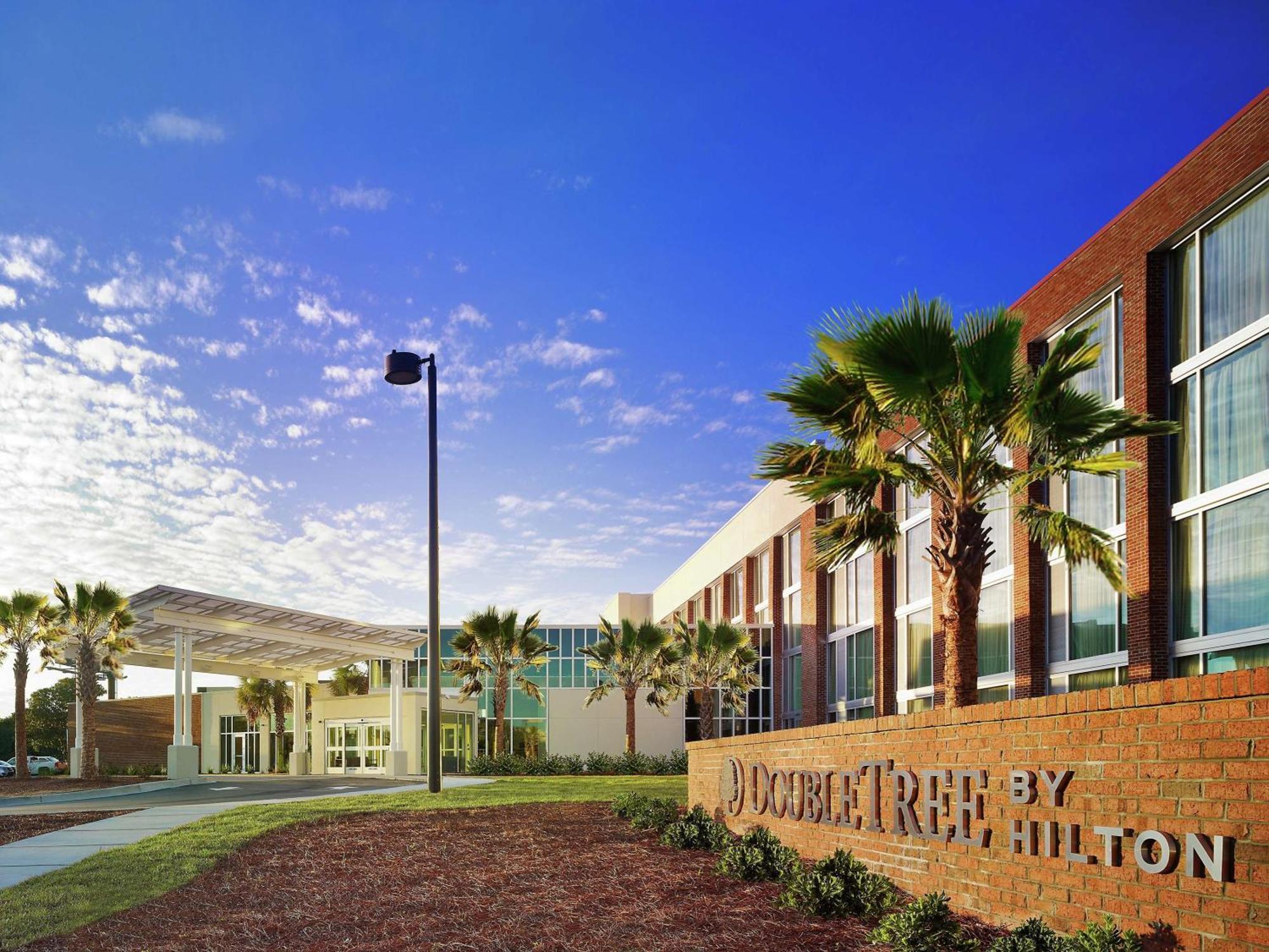 Doubletree Hotel & Suites Charleston Airport North Charleston Exteriör bild