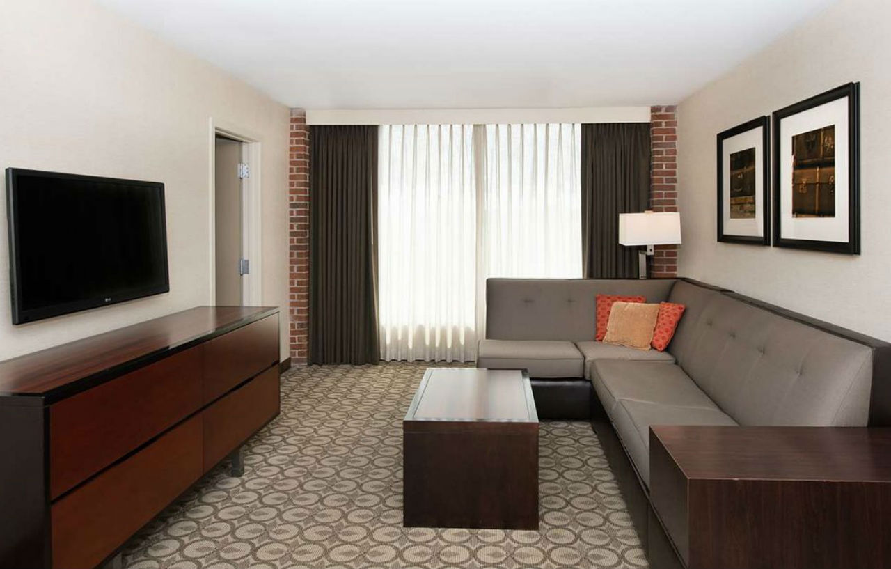 Doubletree Hotel & Suites Charleston Airport North Charleston Exteriör bild